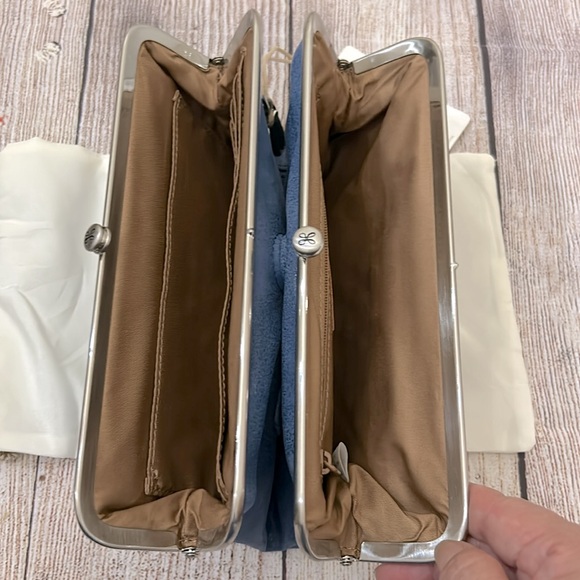 NWT HOBO Lauren Clutch-Wallet IN BUFFED LEATHER - Picture 13 of 14